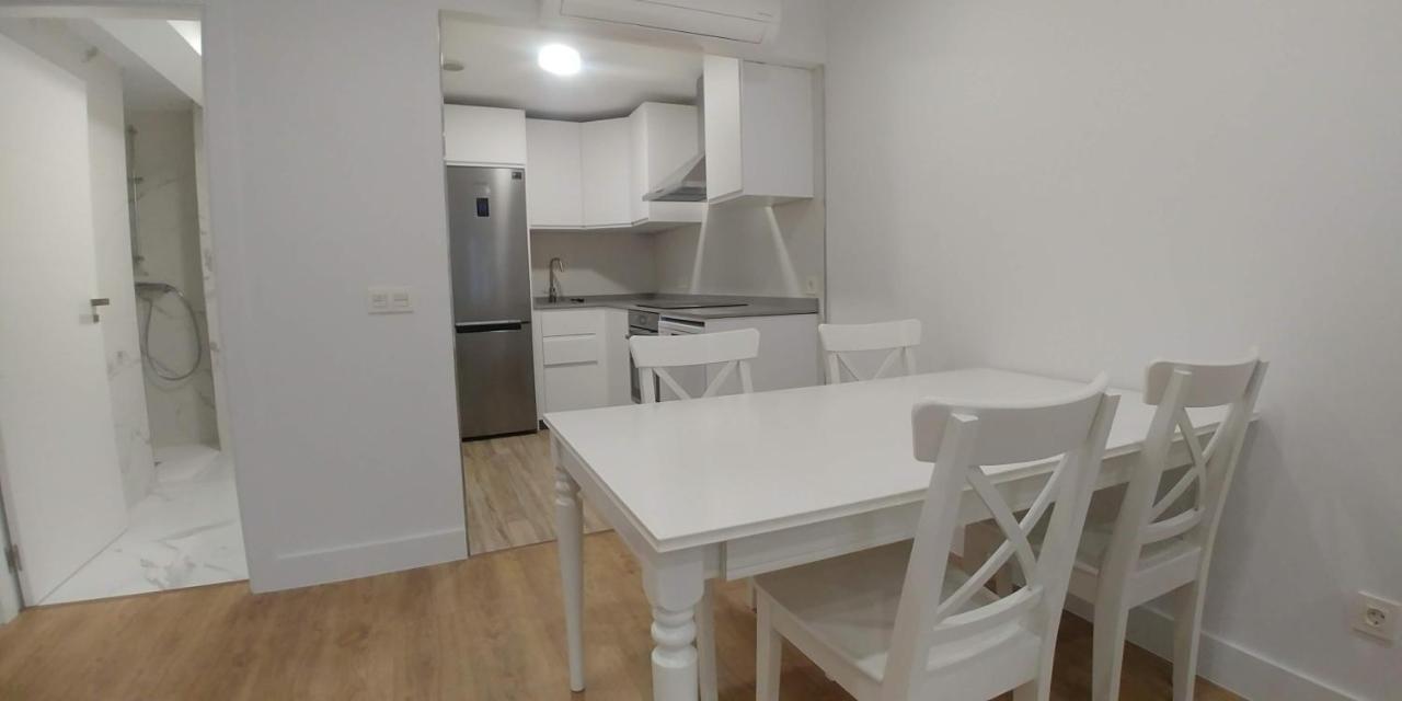 Moderno Apartamento En Zona Antigua Appartement Comarca de Comarca de Pontevedra Buitenkant foto